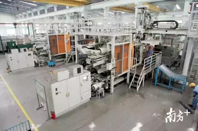周其仁：我考察34家企業(yè)后得出10條戰(zhàn)法（經(jīng)濟(jì)轉(zhuǎn)型必看）